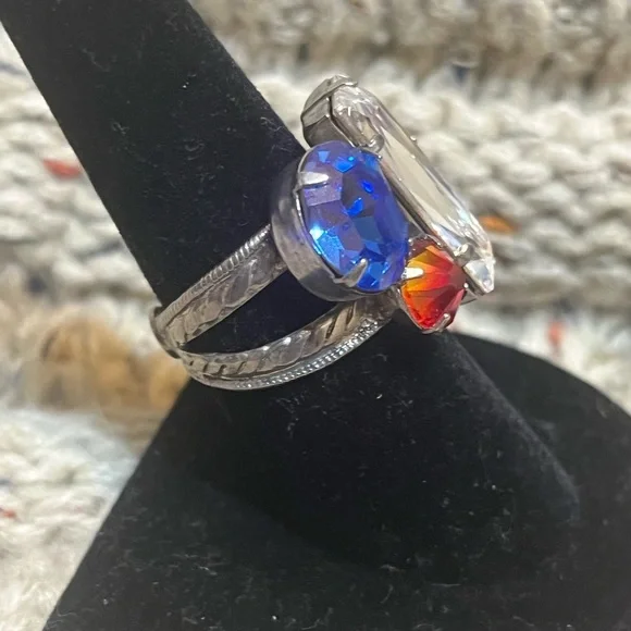 Sorrelli Blue and Red Crystal Ring - Picture 3 of 11